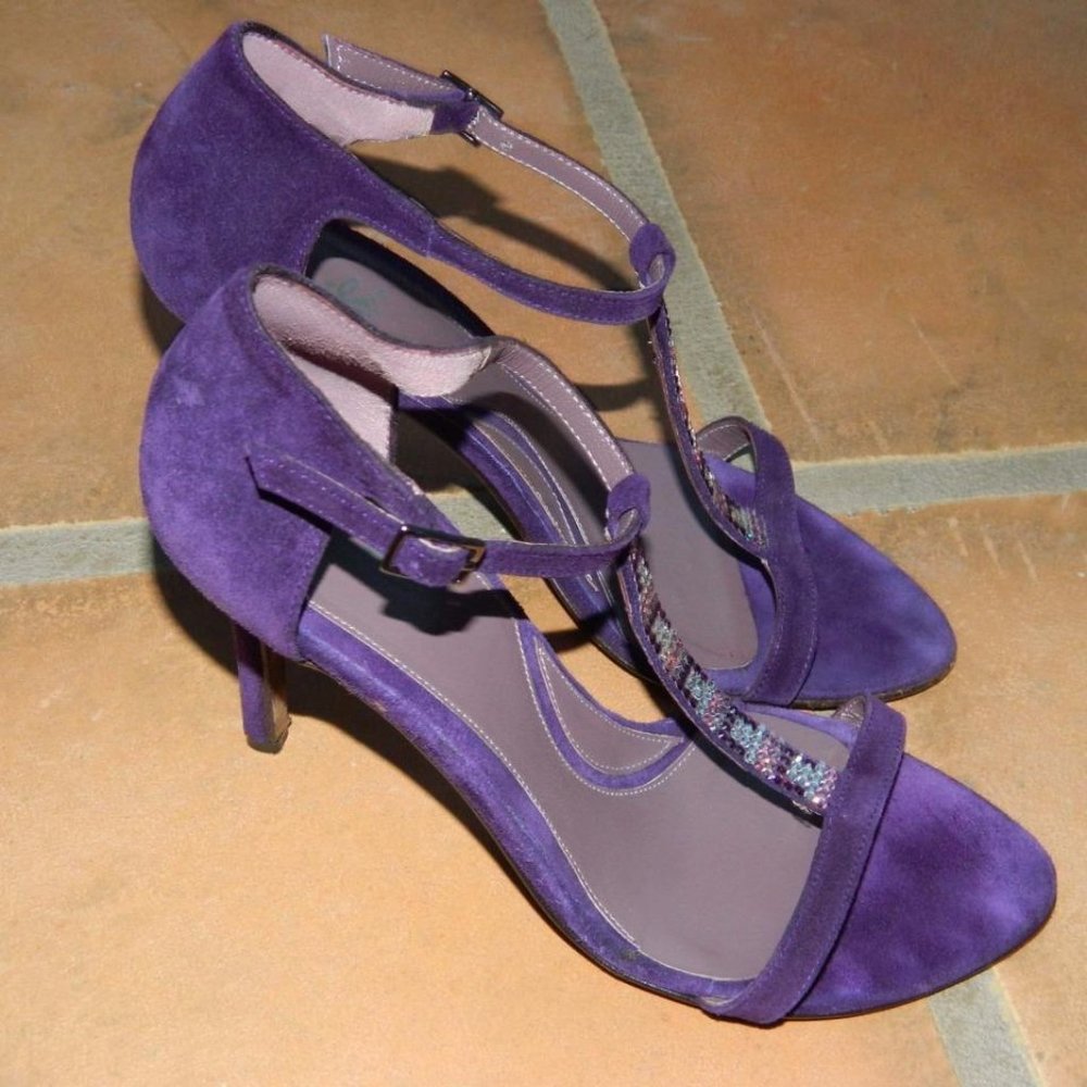 Brasila's Purple Suede Strappy Stilettos w/Rhinestone Details Italy, 36 1/2 EUC - Picture 9 of 12